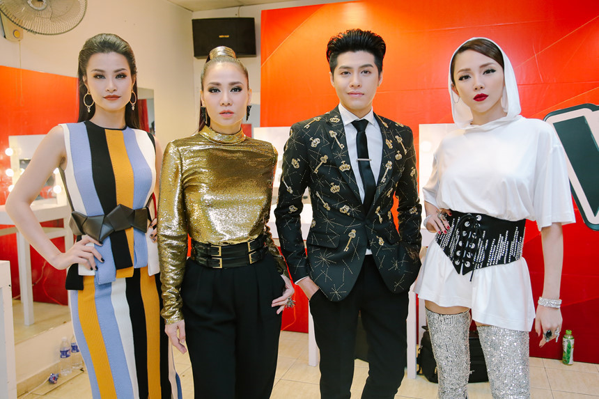 Vì sao HLV The Voice cứ hễ ra mắt là gây tranh cãi?