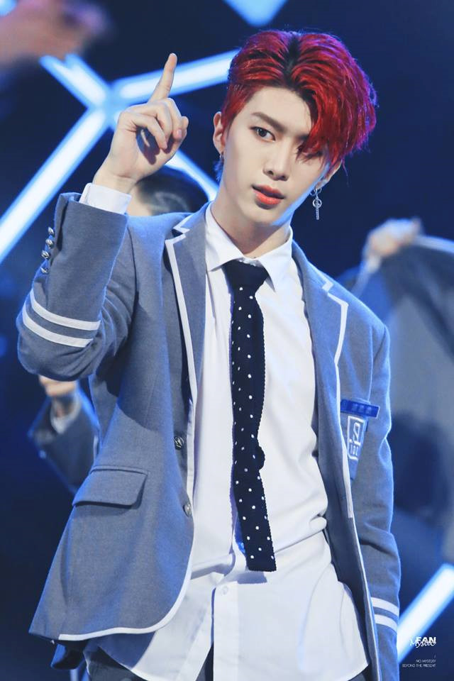 Phạm Băng Băng bật khóc khi em trai chính thức vào showbiz