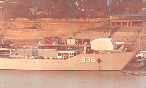 Mẫu pháo điện từ trên tàu chiến bị nghi là đòn gió của Trung Quốc