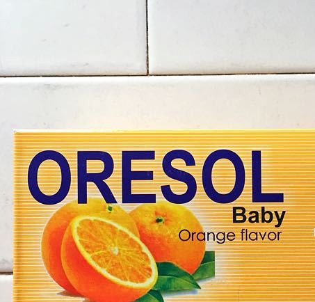 Hà Nội: Bé gái 8 tháng tuổi nhập viện sau khi bù nước bằng oresol và men tiêu hóa