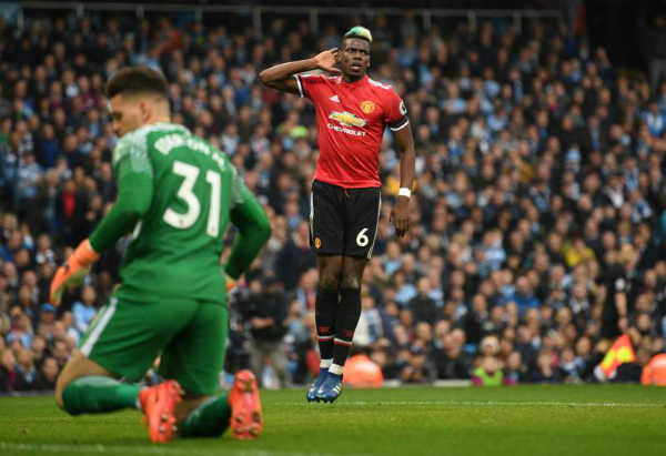 Pogba lập cú đúp, Man Utd ngược dòng đánh bại Man City