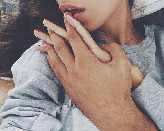 Đàn bà đừng bao giờ chờ chồng trở về đến nỗi ngủ quên trên ghế