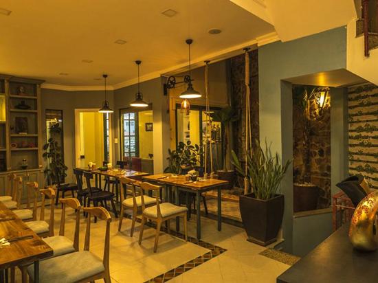 Sự giàu có của Hồ Quỳnh Hương sau khi tuyên bố rút khỏi làng giải trí