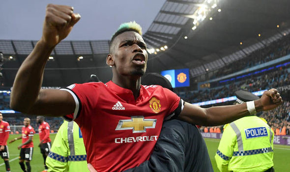 Ai là kẻ dối trá sau nghi án Pogba đào tẩu tới Man City?
