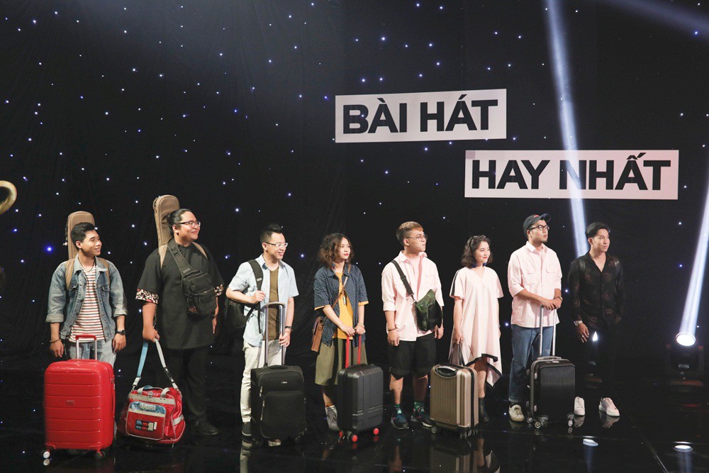 Sing My Song: Lộn Xộn Band lại gây chú ý với sáng tác mới Nổi tiếng dễ không? Sing My Song: Lộn Xộn Band lại gây chú ý với sáng tác mới Nổi tiếng dễ không?
