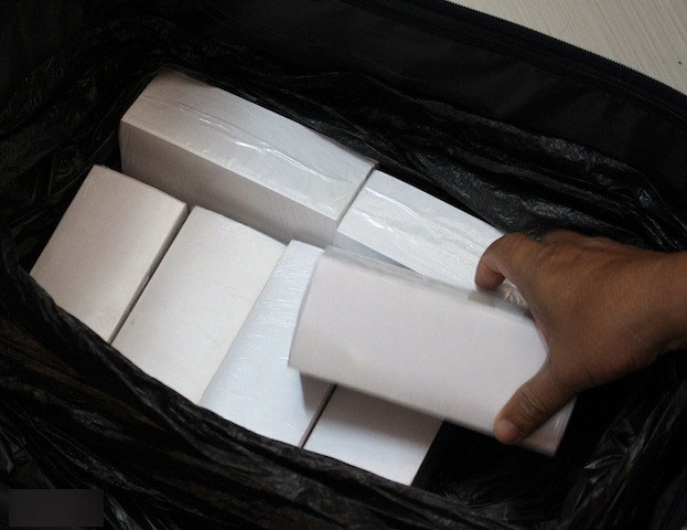 Bị lừa hơn 1 tỷ vì tin ‘thùng quà từ Mỹ’ của bạn trai nước ngoài