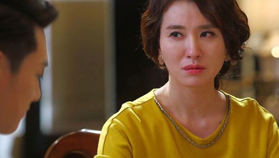 Nhận lời ngủ lại nhà người yêu ngay buổi ra mắt do mẹ chồng tương lai giữ lại và cái kết chẳng ngờ