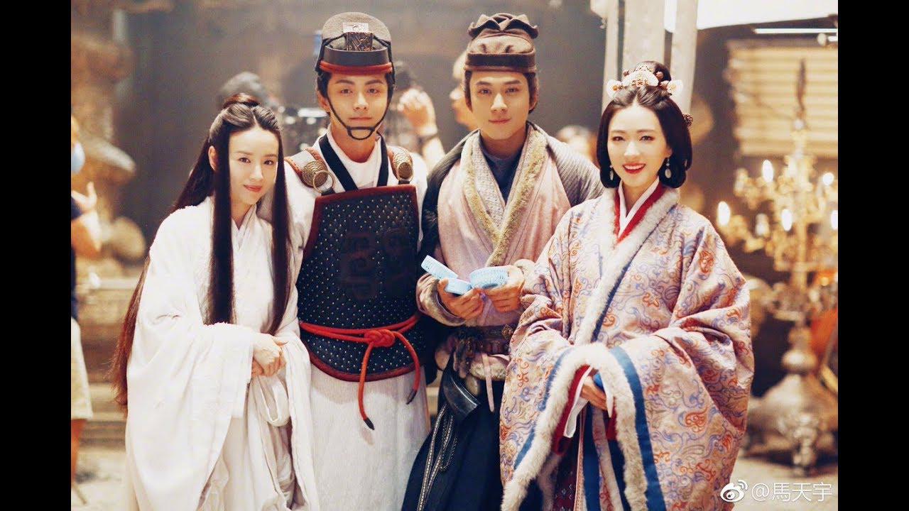 Một mình nuôi con, Chúc Anh Đài Đổng Khiết sống dựa vào gia đình bố mẹ đẻ