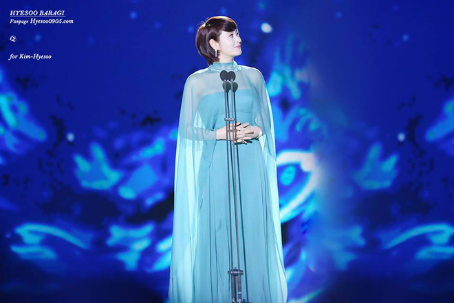 Chị đại Kim Hye Soo: Gái ế đắt giá của showbiz Hàn, chẳng cần bên ai cũng tự mình tỏa hương Chị đại Kim Hye Soo: Gái ế đắt giá của showbiz Hàn, chẳng cần bên ai cũng tự mình tỏa hương