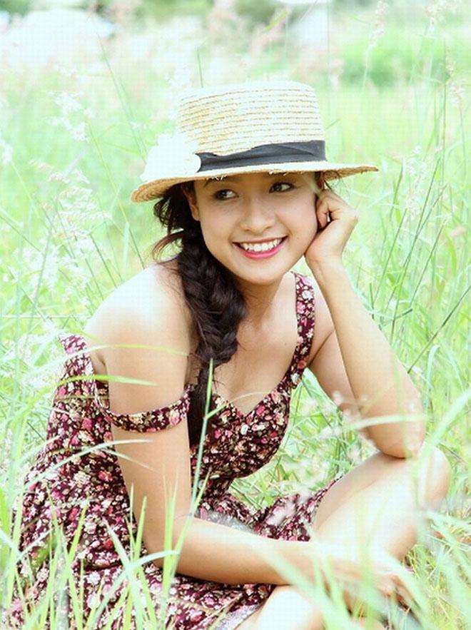 Lê Bê La phản ứng bình thản trước những lời chỉ trích nặng nề của Nhật Kim Anh