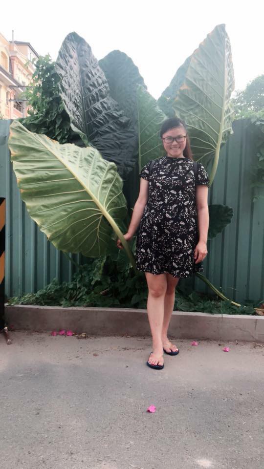 Mẹ bầu khoe ảnh mới cưới nặng 48kg xinh xắn, gọn gàng và ảnh đang bầu nặng gần 1 tạ khiến ai cũng choáng