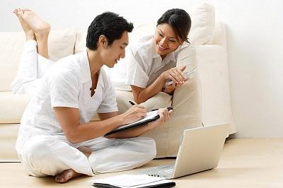 Sững sờ mẹ chồng treo biển bán ngôi nhà do hai vợ chồng chắt bóp xây dựng