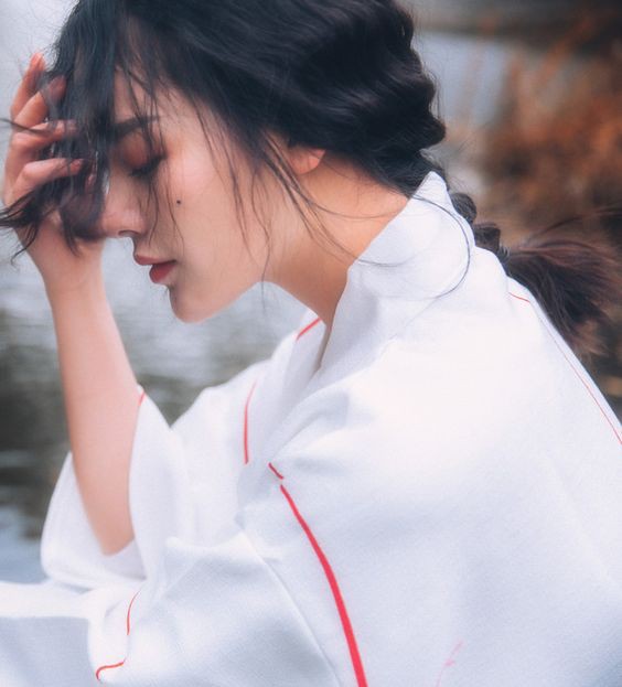 Chuyện thật của người phụ nữ từng ngơ ngác dắt hai con ra đường trong khi chồng đột ngột biến mất