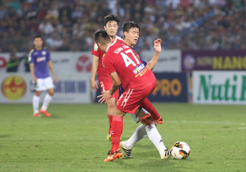 V-League không tán đồng chuyện Tăng Tiến phải trả tiền cho Duy Mạnh