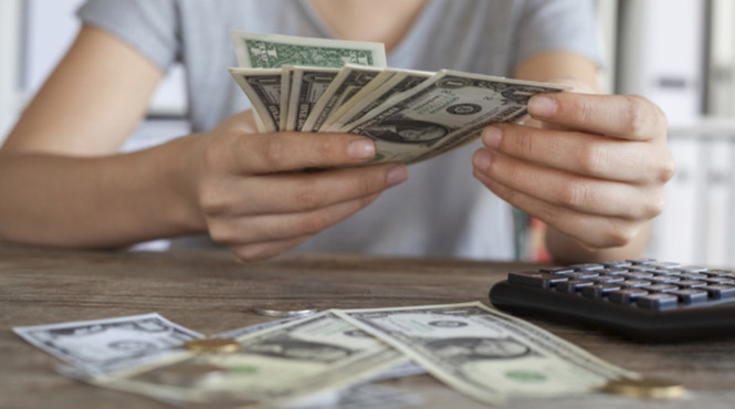 Trên 70% thanh niên Mỹ mắc nợ