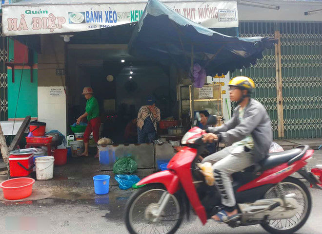 Cha của thanh niên đánh cô gái tại quán bánh xèo: Con tôi sai rồi