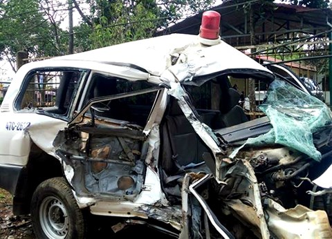 Điều tra vụ tai nạn giữa xe cứu thương và xe máy, 6 người thương vong