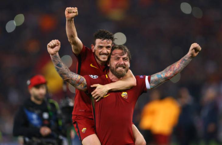 Cầu thủ Roma ôm mặt khóc sau màn ngược dòng lịch sử