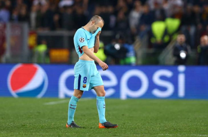 Cầu thủ Roma ôm mặt khóc sau màn ngược dòng lịch sử