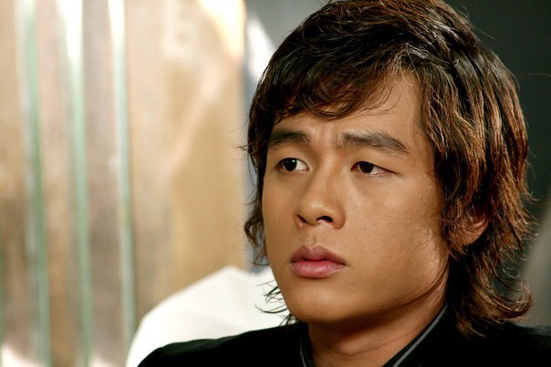 Dàn diễn viên Mùi ngò gai sau 12 năm: Người vướng nghi vấn giới tính tận sau khi kết hôn, kẻ mang danh người thứ 3 vẫn hạnh phúc viên mãn