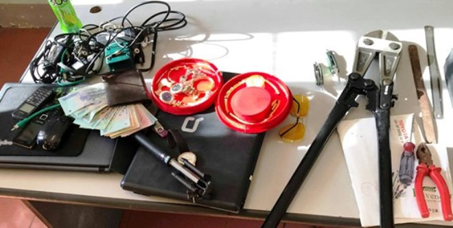 Bắt nghi can đi ôtô chuyên trộm cắp ở chung cư