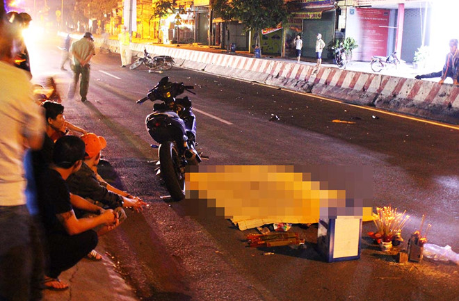 9X thiệt mạng sau khi tông vào xe máy chạy ngược chiều