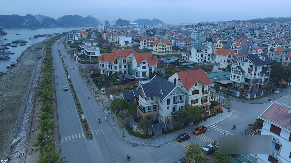 Con đường nhà giàu đẹp nhất đất Quảng Ninh