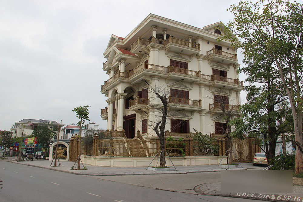 Con đường nhà giàu đẹp nhất đất Quảng Ninh