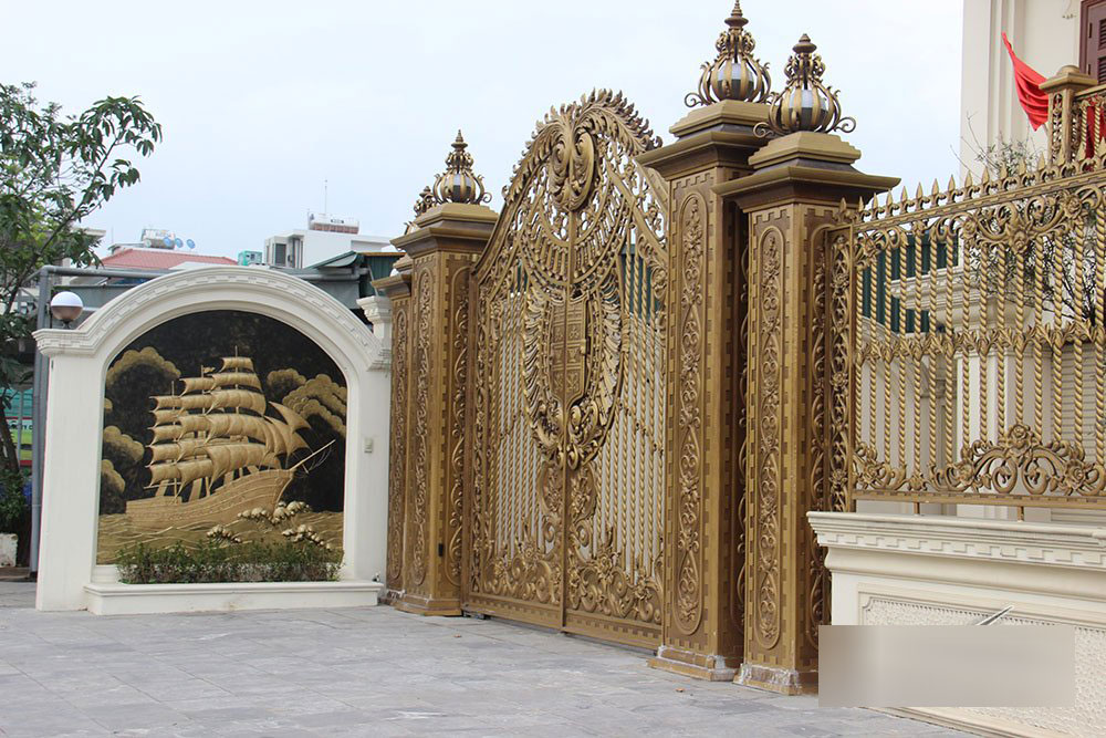 Con đường nhà giàu đẹp nhất đất Quảng Ninh