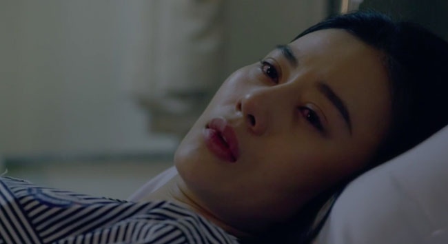 Mặc cảm từ cuộc hôn nhân tan vỡ của mình, mẹ dùng mọi cách để khiến tôi không thể lấy chồng