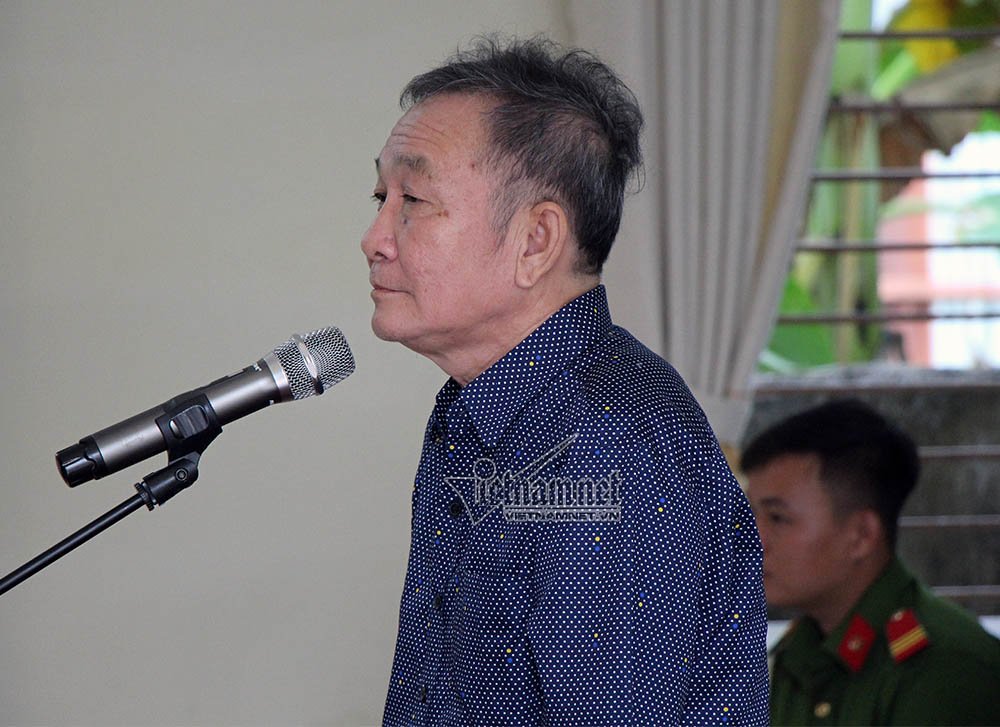 Điều tra viên có ép cung đại gia dùng súng dọa giết nữ nhân viên?