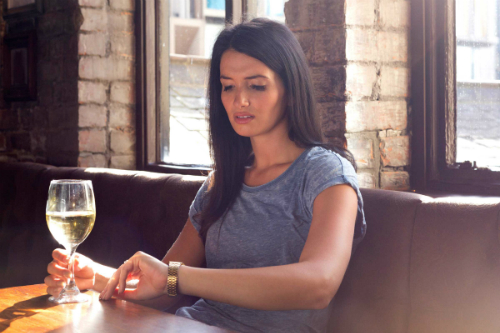 Bản chất ngoại tình nhìn từ cuộc vụng trộm của một người vợ tốt