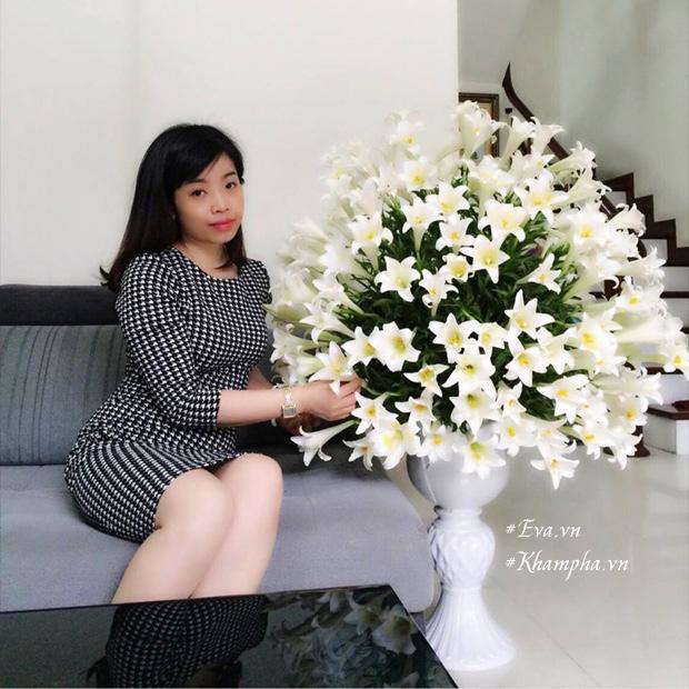 Tháng tư, cắm loa kèn tinh khôi - ngắm nữ hoàng tuyệt đẹp trên bình hoa của mẹ Hà Thành