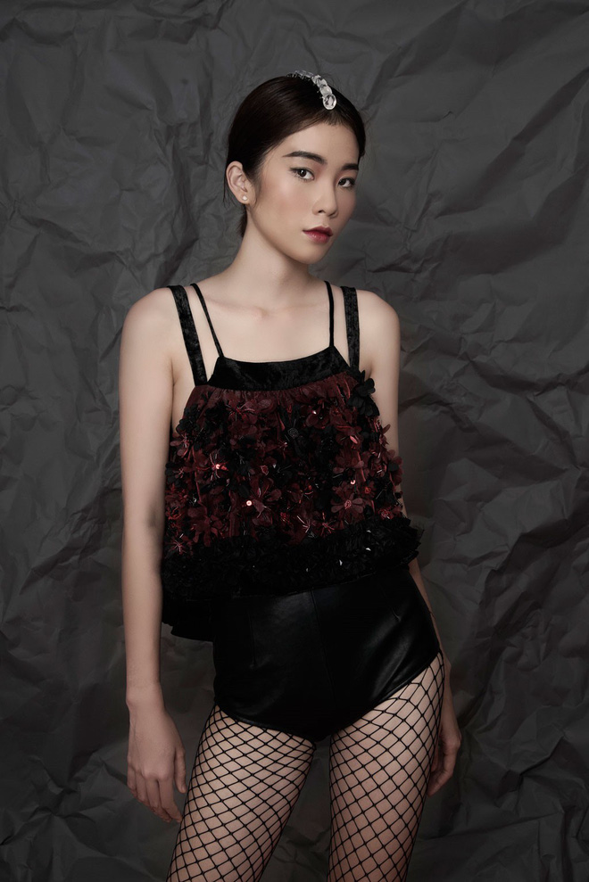 Cuộc sống cay đắng, nhiều buồn đau của 2 chị em Nam Em - Nam Anh