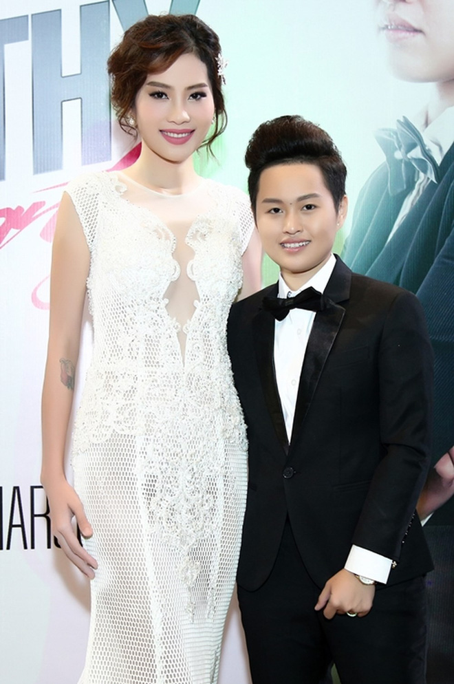 Cuộc sống cay đắng, nhiều buồn đau của 2 chị em Nam Em - Nam Anh