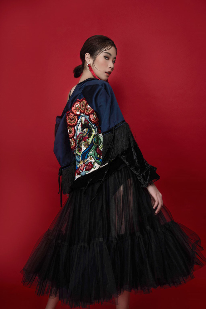 Cuộc sống cay đắng, nhiều buồn đau của 2 chị em Nam Em - Nam Anh