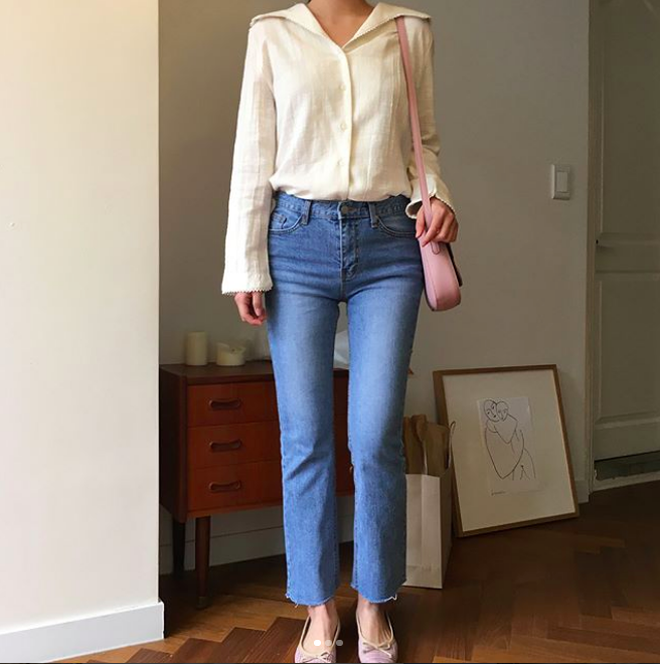 Định mặc quần jeans ống đứng, các nàng hãy chọn 1 trong 4 combo cứ lên đồ là đẹp miễn chê này Định mặc quần jeans ống đứng, các nàng hãy chọn 1 trong 4 combo cứ lên đồ là đẹp miễn chê này
