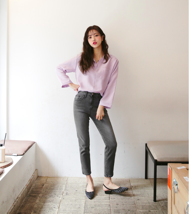 Định mặc quần jeans ống đứng, các nàng hãy chọn 1 trong 4 combo cứ lên đồ là đẹp miễn chê này Định mặc quần jeans ống đứng, các nàng hãy chọn 1 trong 4 combo cứ lên đồ là đẹp miễn chê này