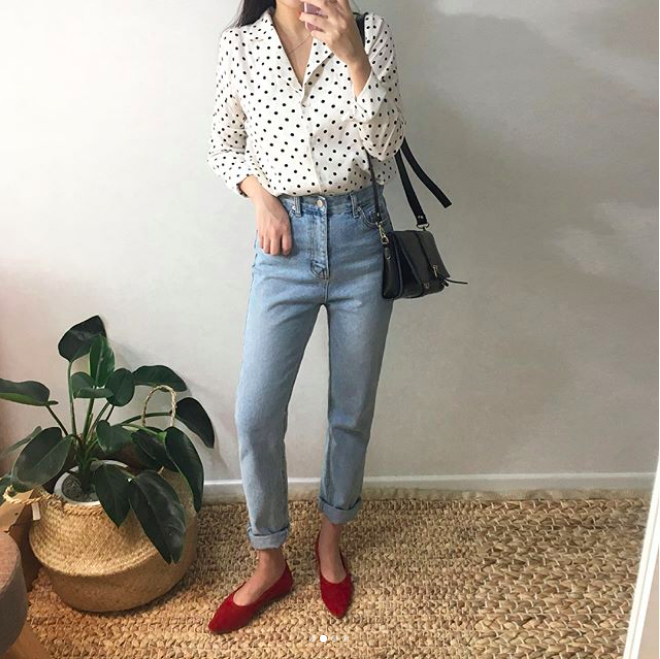 Định mặc quần jeans ống đứng, các nàng hãy chọn 1 trong 4 combo cứ lên đồ là đẹp miễn chê này Định mặc quần jeans ống đứng, các nàng hãy chọn 1 trong 4 combo cứ lên đồ là đẹp miễn chê này