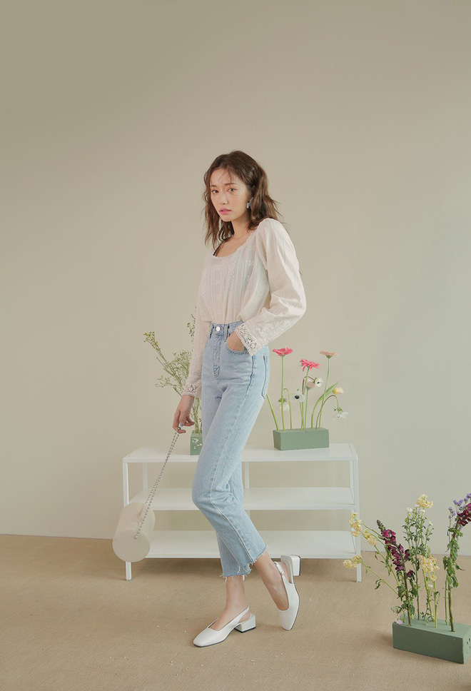 Định mặc quần jeans ống đứng, các nàng hãy chọn 1 trong 4 combo cứ lên đồ là đẹp miễn chê này Định mặc quần jeans ống đứng, các nàng hãy chọn 1 trong 4 combo cứ lên đồ là đẹp miễn chê này