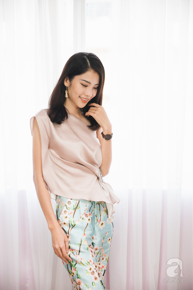 Nam Em nhập viện vì áp lực, chị gái Nam Anh chỉ đứng ngoài nhìn chứ không vào thăm Nam Em nhập viện vì áp lực, chị gái Nam Anh chỉ đứng ngoài nhìn chứ không vào thăm