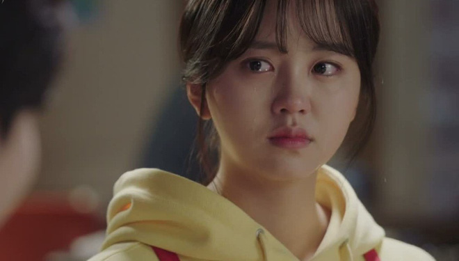 Gã chồng đang chán ngán hôn nhân phải giật mình hoảng hốt sau một lần tới chơi nhà bạn