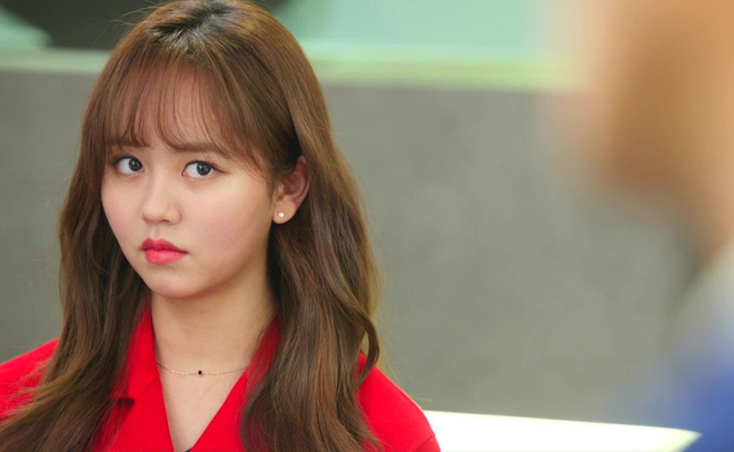 Gã chồng đang chán ngán hôn nhân phải giật mình hoảng hốt sau một lần tới chơi nhà bạn