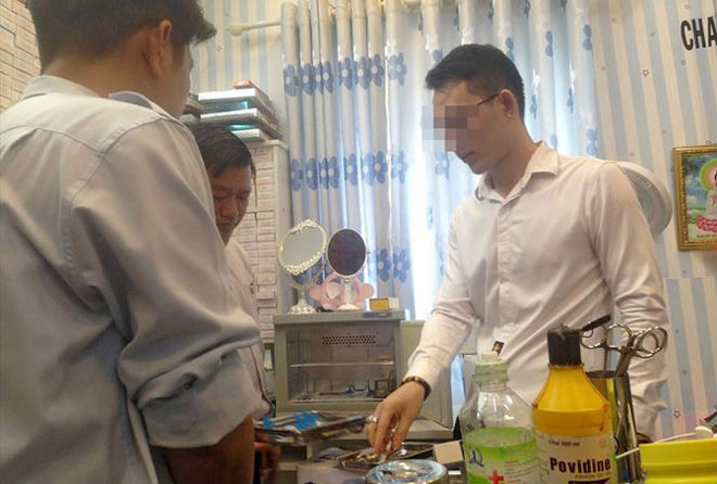 Bị phát hiện sai phạm, cơ sở thẩm mỹ trôi nổi đưa hình ảnh nữ phóng viên lên mạng bêu xấu