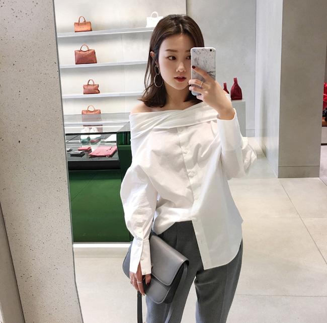 Để mặc áo trễ vai thật đẹp không thể bỏ qua những mẹo này