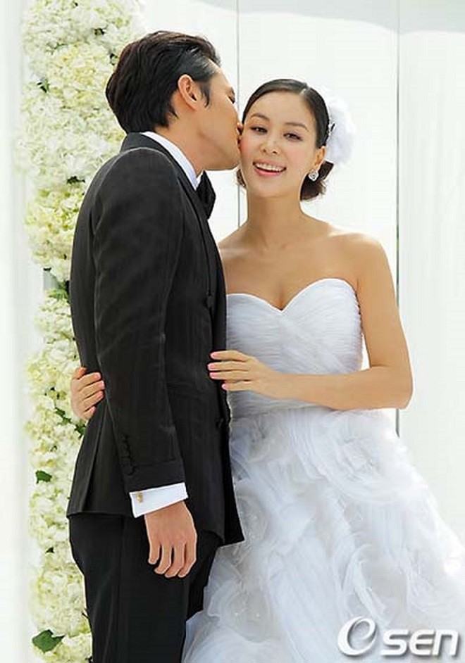 10 cặp tiên đồng ngọc nữ xứ Hàn quyết về chung một nhà sau khi bén duyên trên màn ảnh