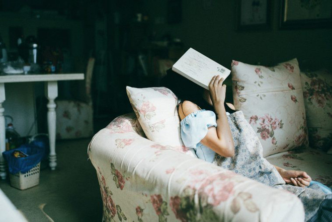 Vợ lên mạng kêu trời khi chồng nghiện game, vô tâm không muốn ngủ với vợ vì lý do nằm một mình sướng hơn