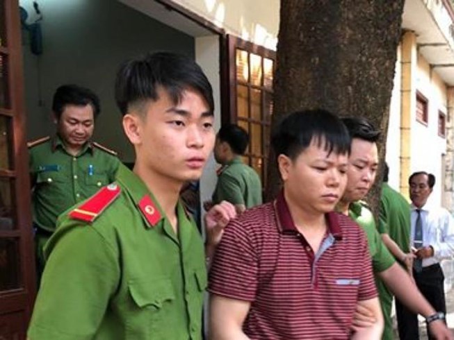 Người chồng sát hại vợ dã man vì đòi ly hôn