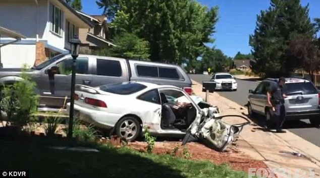 Đưa con đi công viên, bố nhẫn tâm lái xe giết con chỉ vì lý do khiến ai cũng bàng hoàng