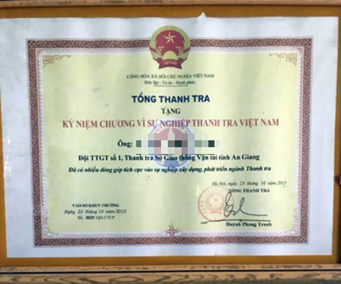 Chia sẻ nghẹn ngào của Thanh tra giao thông An Giang bị mất việc